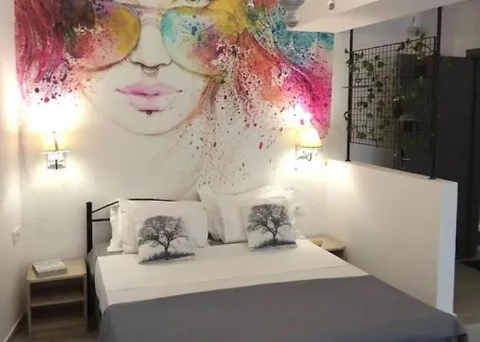 Ifaistos Luxury Flat Psyrri Square
